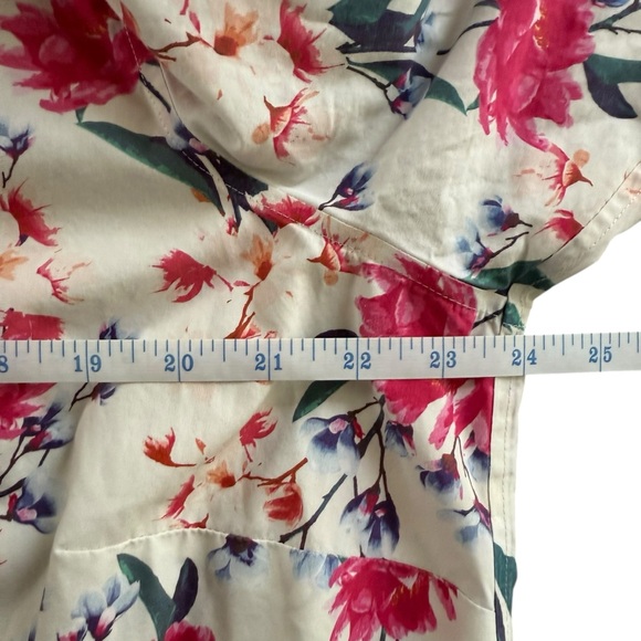 Lands End Floral Pink and White Button Down 18W - Picture 9 of 9